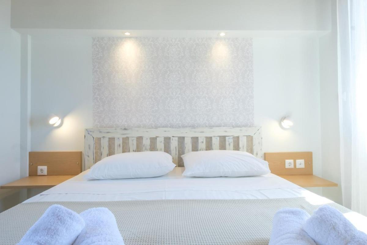 Trochalo Villas Stoupa Exterior photo